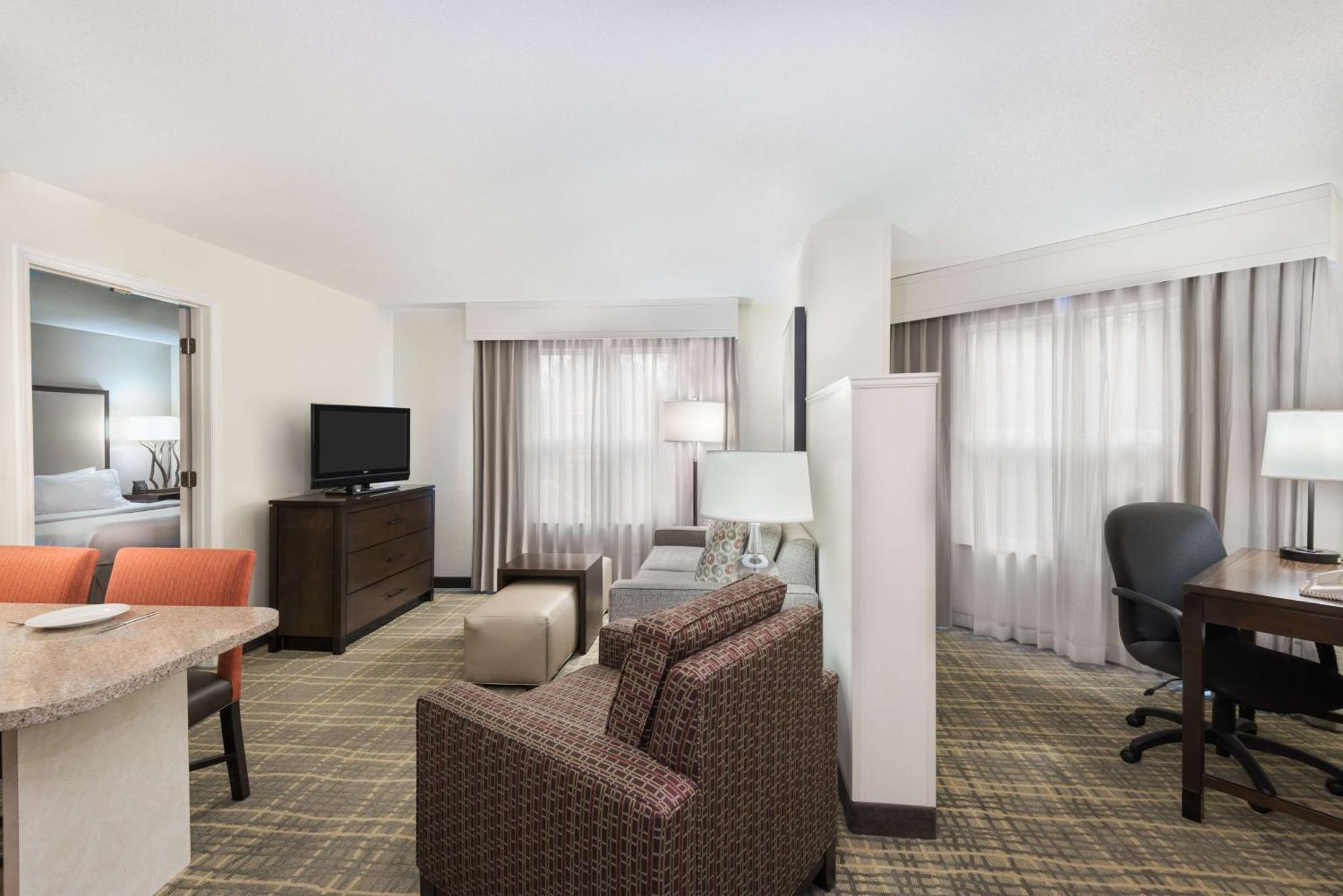 โฮมวู้ด สวีท บาย ฮิลตัน รอลีจ์ แคร็บทรี แวลเลย์ Hotel ราลลี ภายนอก รูปภาพ