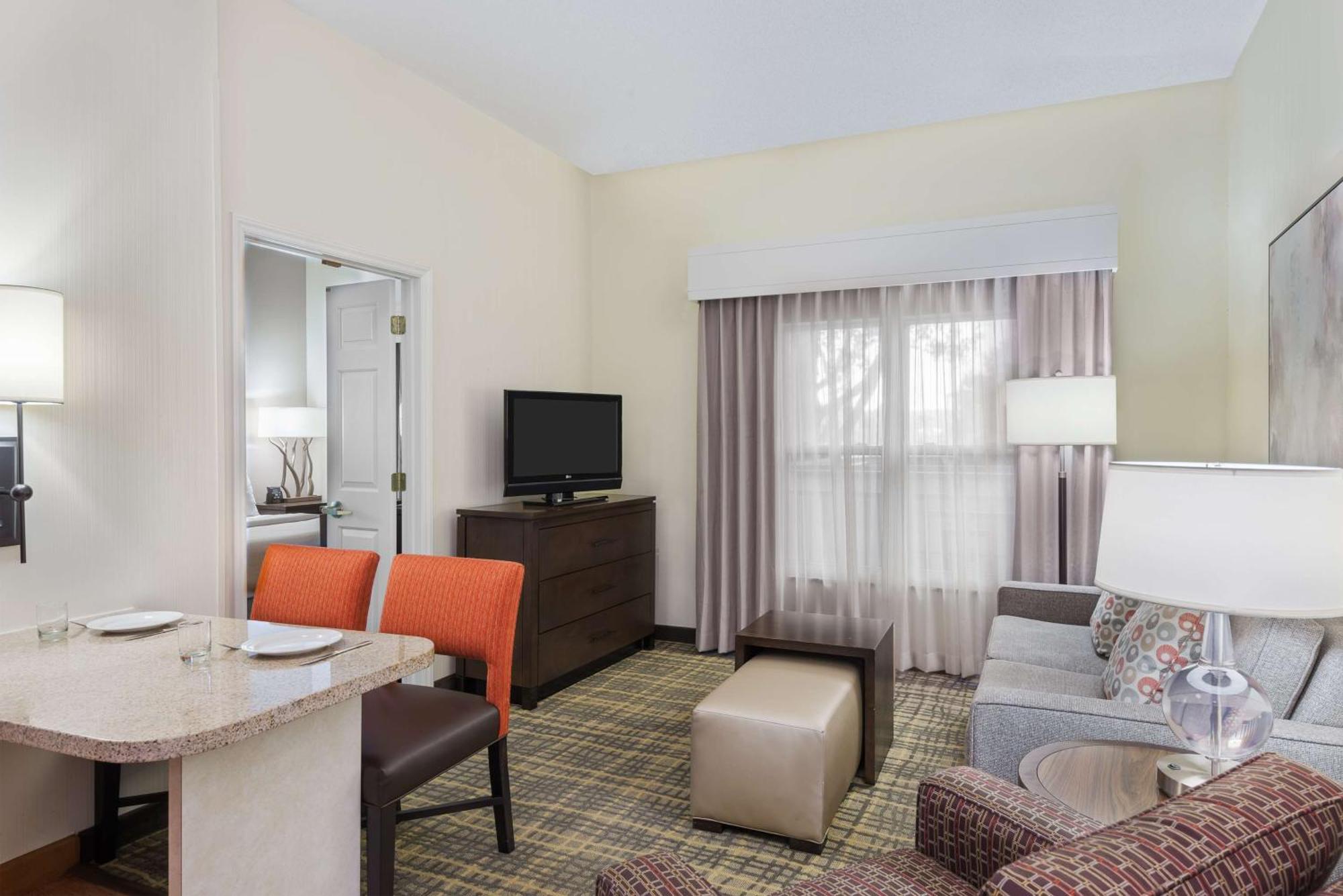 โฮมวู้ด สวีท บาย ฮิลตัน รอลีจ์ แคร็บทรี แวลเลย์ Hotel ราลลี ภายนอก รูปภาพ
