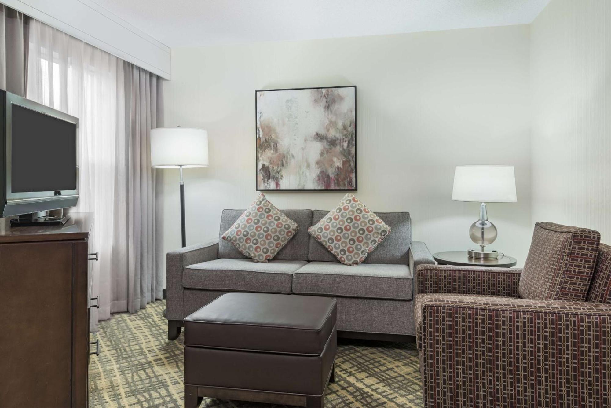 โฮมวู้ด สวีท บาย ฮิลตัน รอลีจ์ แคร็บทรี แวลเลย์ Hotel ราลลี ภายนอก รูปภาพ