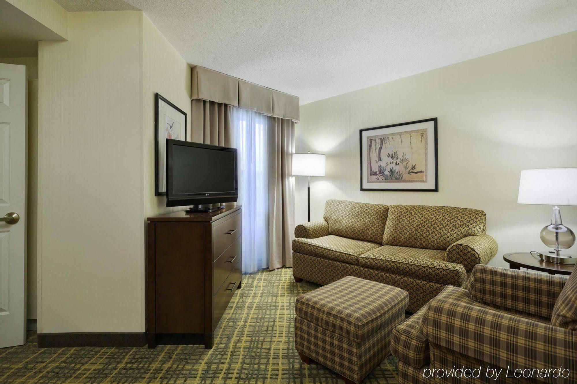 โฮมวู้ด สวีท บาย ฮิลตัน รอลีจ์ แคร็บทรี แวลเลย์ Hotel ราลลี ภายนอก รูปภาพ