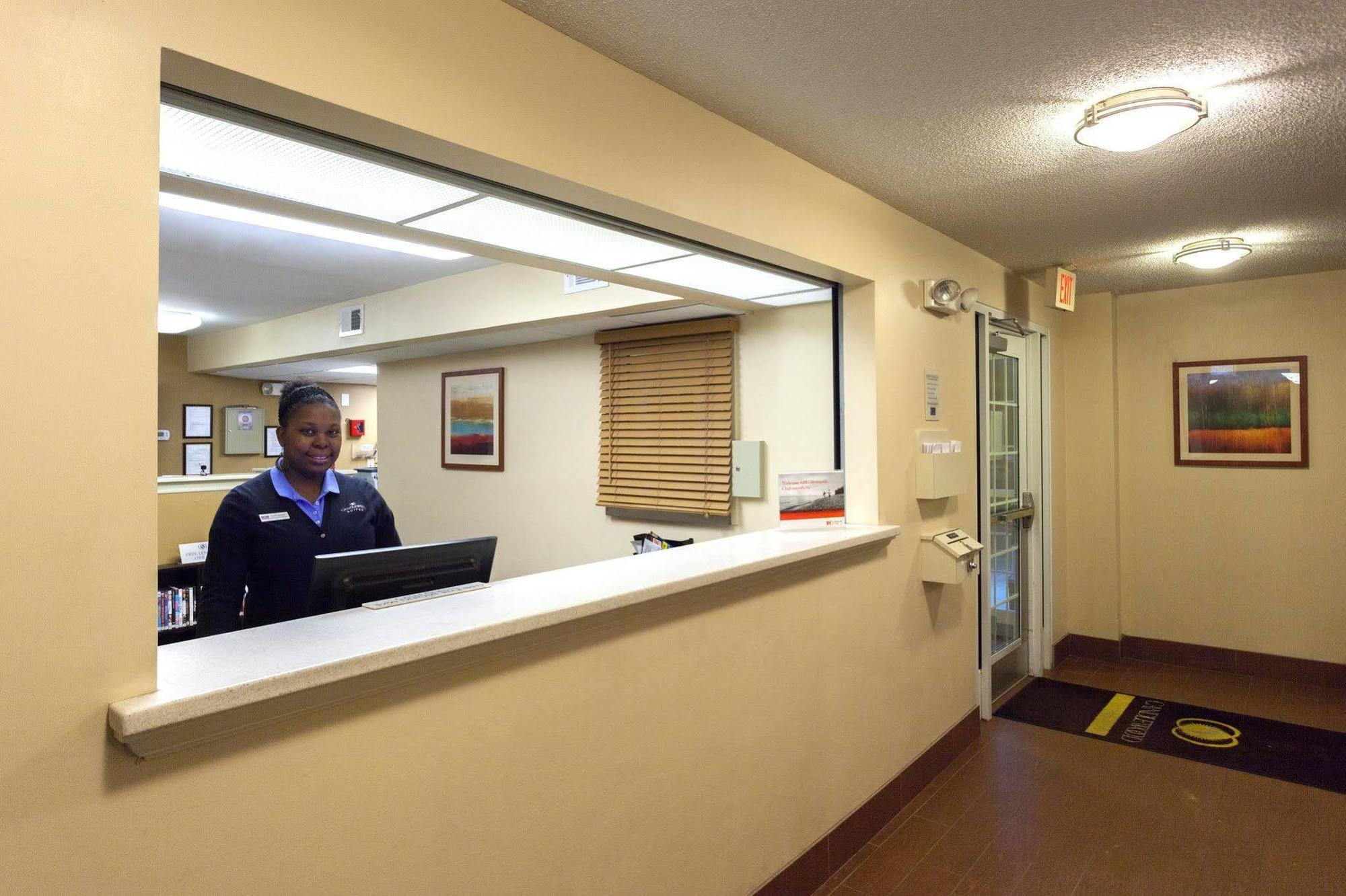 โฮมวู้ด สวีท บาย ฮิลตัน รอลีจ์ แคร็บทรี แวลเลย์ Hotel ราลลี ภายนอก รูปภาพ